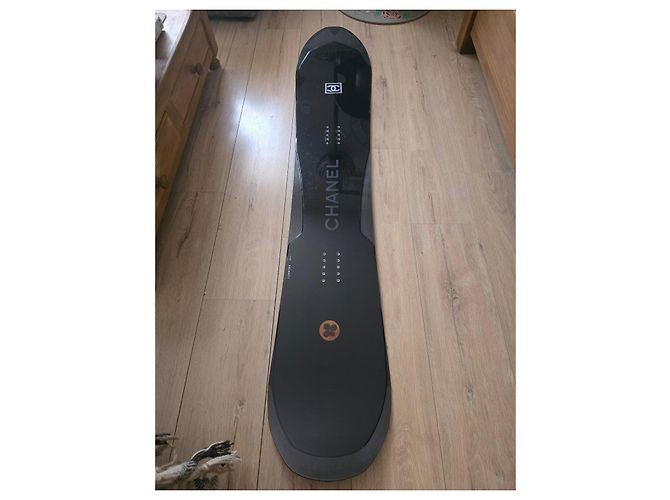 Chanel Black Snowboard with Bindings - view 11