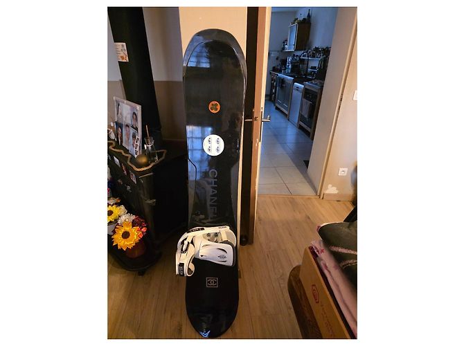 Chanel Black Snowboard with Bindings - view 6