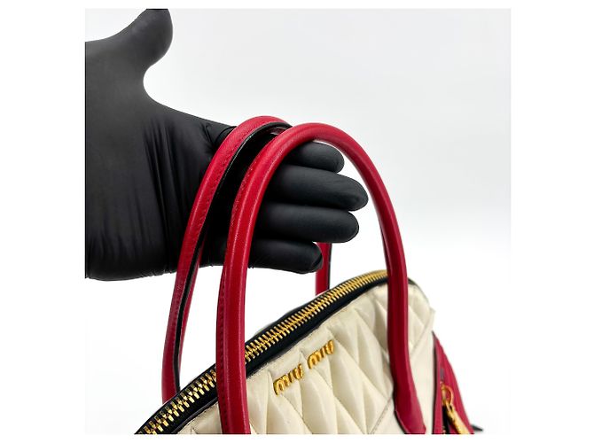 Miu Miu Biker Convertible Dome Satchel Pelle Matelassé Small Rosso - vista 6