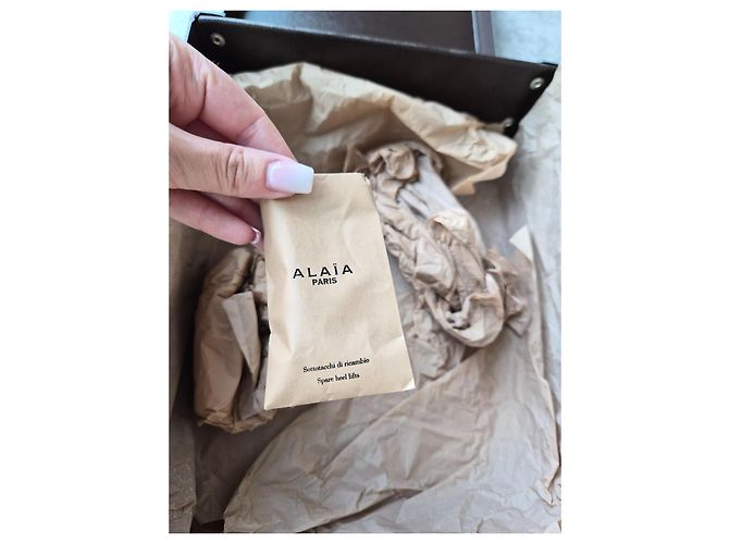 Décolleté Alaïa in pelle di pitone Nero Beige - vista 15