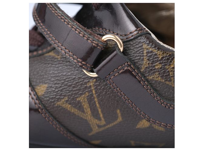 Baskets Louis Vuitton Globe-Trotter Monogram Canvas & Patent Leather Marron - vue 7