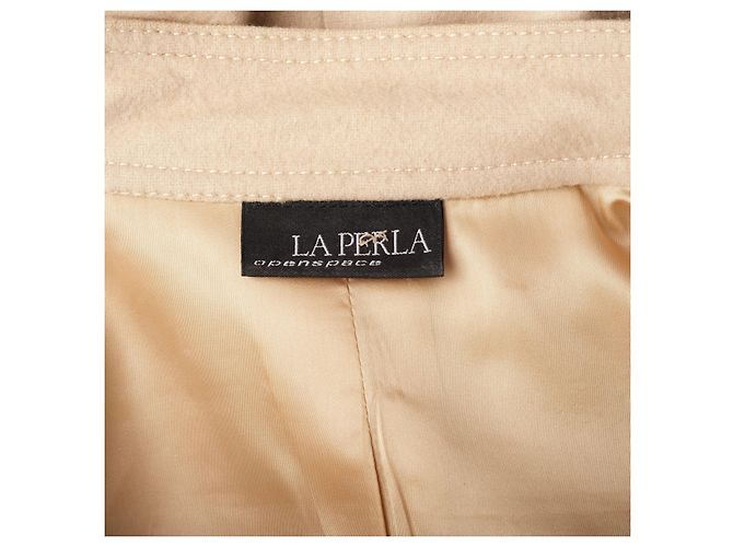 Conjunto de Casaco e Saia La Perla Openspace Beige em Lã Virgem e Cachemir Cru - vista 9