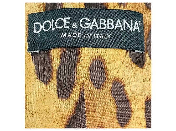 Dolce & Gabbana Jacke aus schwarzem Crepe mit Lackledergürtel - vista 4