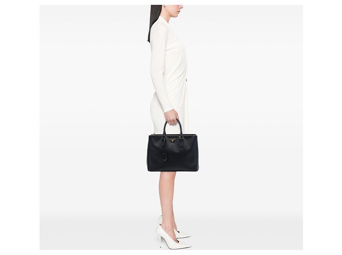 Bolso Prada Medium Saffiano Lux Galleria Double Zip Negro - vista 6
