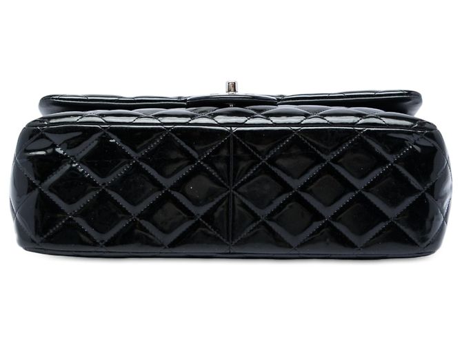 Borsa a tracolla Chanel Jumbo Classic Double Flap in vernice nera Nero - vista 3