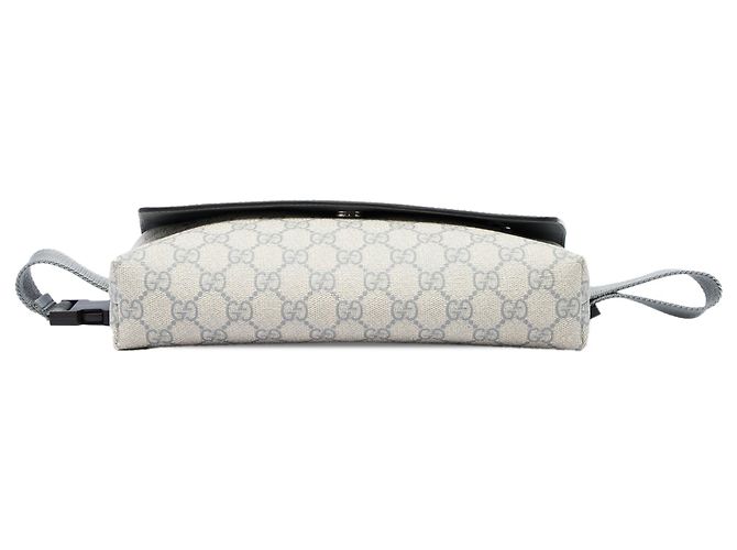 Borsetta a cintura con patta Gucci GG Supreme beige - vista 3