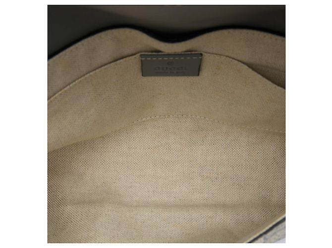 Borsetta a cintura con patta Gucci GG Supreme beige - vista 4