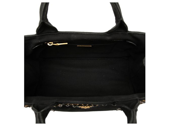 Prada Handtasche aus Canapa-Canvas mit Nieten in Schwarz - Ansicht 4