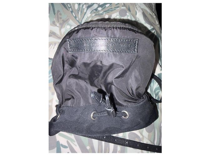Balenciaga Borsa a Secchiello in Tela Nera Logo Nero - vista 2