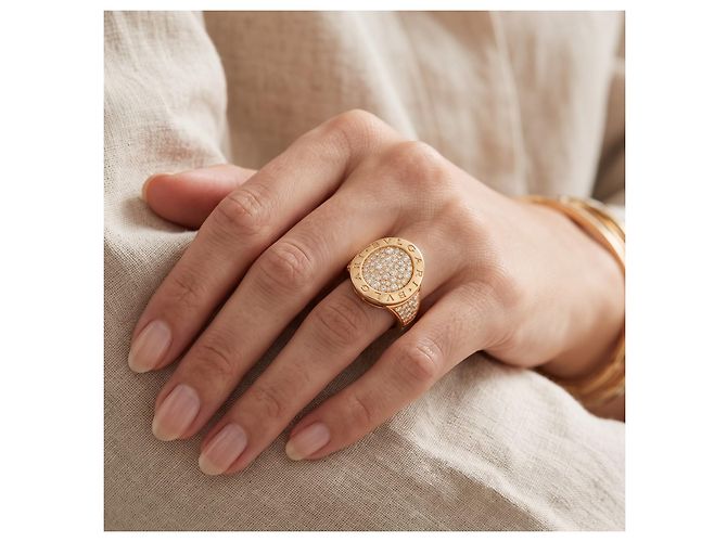 Anello Bulgari Bulgari Pavé in Oro Giallo 18K e Diamanti, Misura 52 D'oro - vista 6
