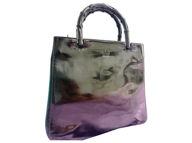 Bolsa Gucci Bamboo em couro envernizado preto - vista 2