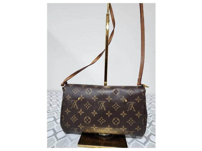 Louis Vuitton Favorite PM Monogram Canvas Umhängetasche Braun Monogramm - Ansicht 14