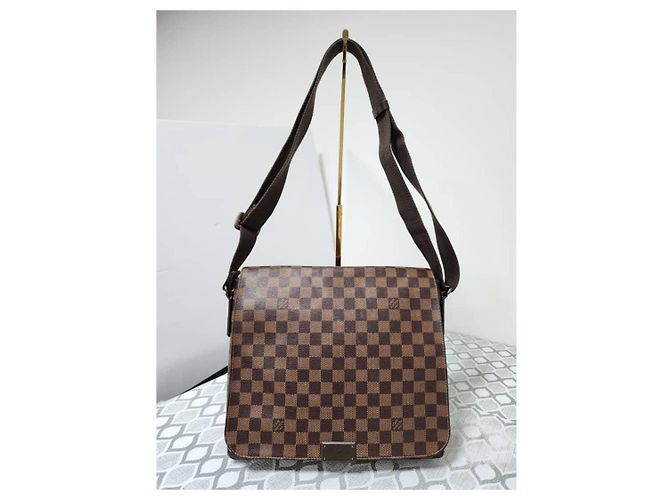 Louis Vuitton District GM Damier Ebene Marrom - vista 14