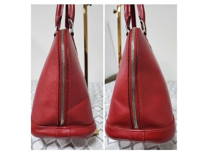 Borsa Louis Vuitton Epi Alma PM Rossa Rosso - vista 4