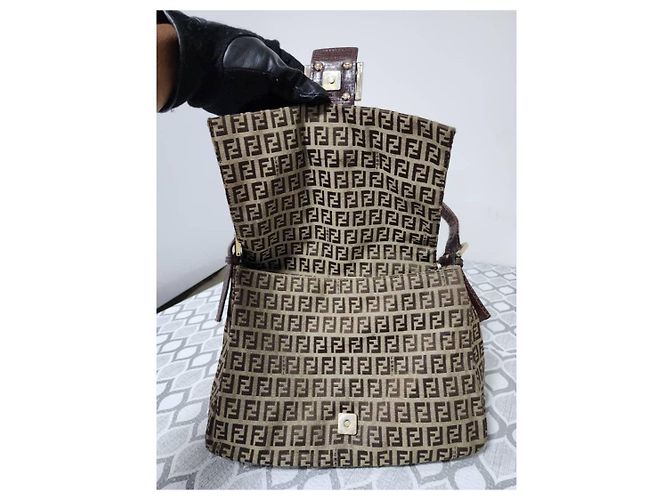 Borsa Fendi Zucchino Vitello Mama Baguette - Beige/Marrone - vista 11