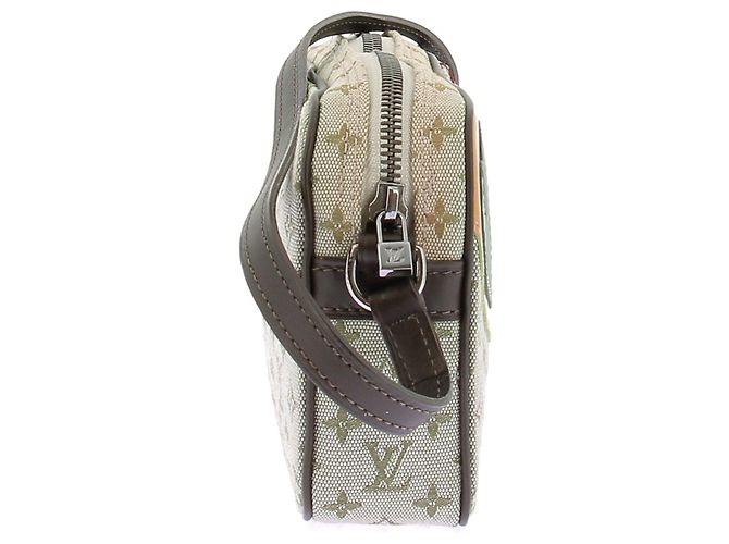 Louis Vuitton Bolsa de lona e painéis Verde - vista 4