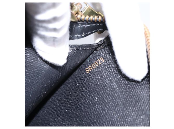 LOUIS VUITTON Epi Pochette Homme Clutch Bag Black M52522 LV - vista 12