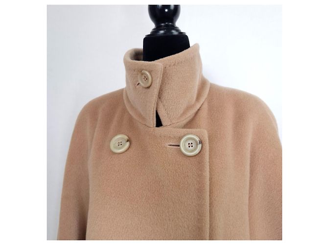 Max Mara Camel Wool and Cashmere Double-Breasted Coat - view 12