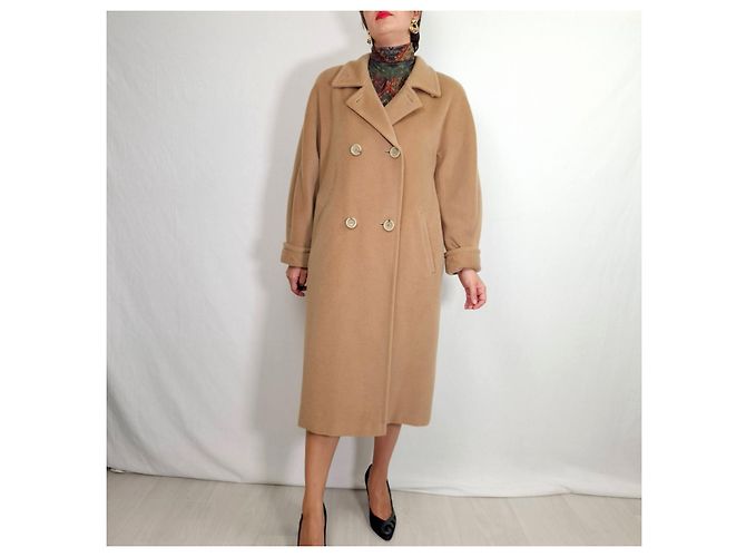 Max Mara Camel Wool and Cashmere Double-Breasted Coat - view 8