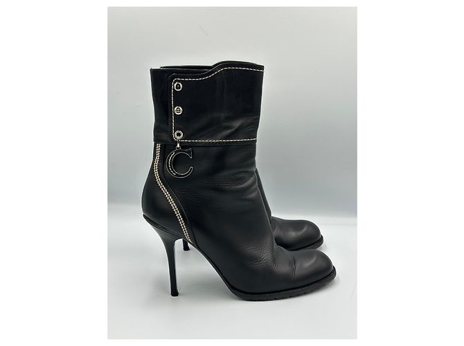 Christian Dior Stivaletti Dior in pelle nera con tacco alto e charm Nero - vista 5