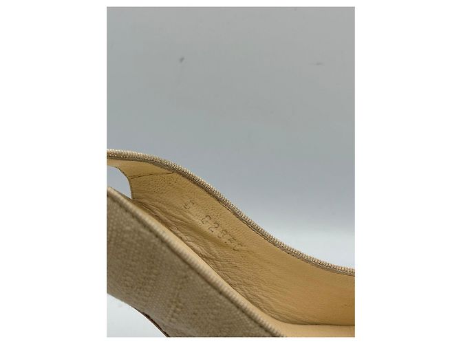 Timeless Décolleté Slingback Chanel in tessuto beige - vista 10