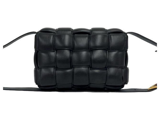 Borsa a tracolla in pelle Padded Cassette Bottega Veneta Nero - vista 3