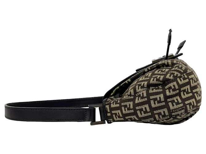 Bolso Semi-One Shoulder Fendi Zucchino FF Pattern Castaño Beige - vista 5