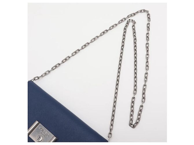 Bolsa de Ombro com Corrente em Couro Saffiano Prada Azul marinho - vista 5