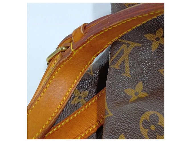 Bolso Louis Vuitton Monogram Noe M42224 Castaño - vista 10