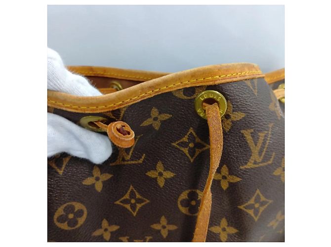 Bolso Louis Vuitton Monogram Noe M42224 Castaño - vista 16