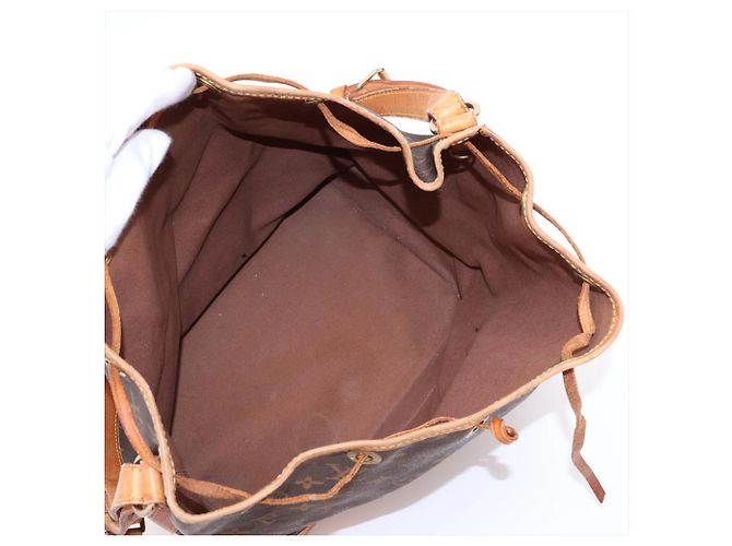 Bolso Louis Vuitton Monogram Noe M42224 Castaño - vista 7