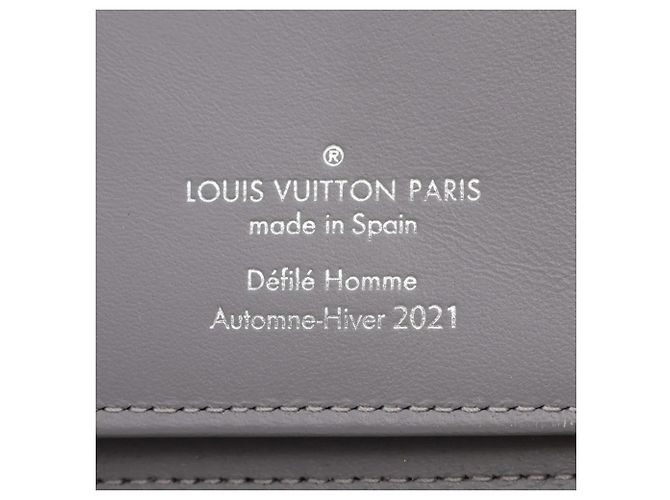 Louis Vuitton RFID-Protected Monogram Mirror Zippy Wallet Silvery - view 13