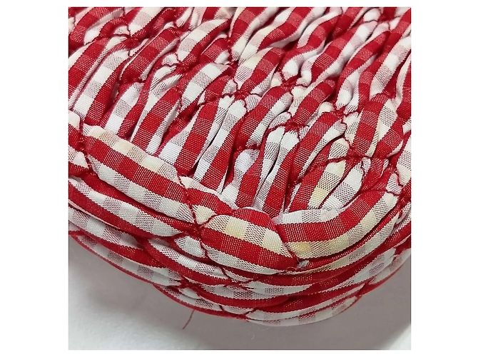Borsa a spalla Miu Miu CLUB in pelle Nappa Matelassé e cristalli Rosso - vista 9