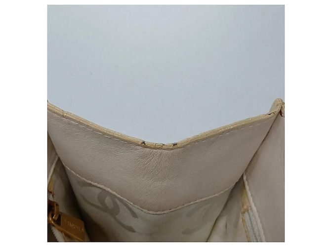 Borsa Tote/Borsa a Tracolla Chanel Camellia in pelle Beige - vista 15