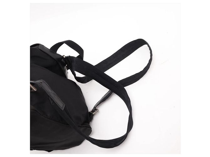 Borsa a tracolla Prada in nylon Tessuto con logo triangolare in pelle Nero - vista 6