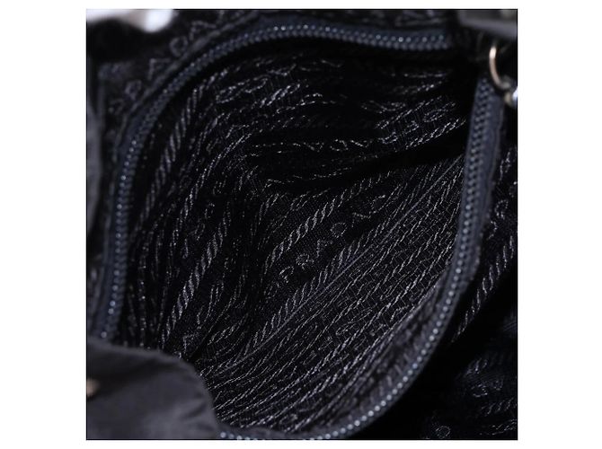 Borsa a tracolla Prada in nylon Tessuto con logo triangolare in pelle Nero - vista 8