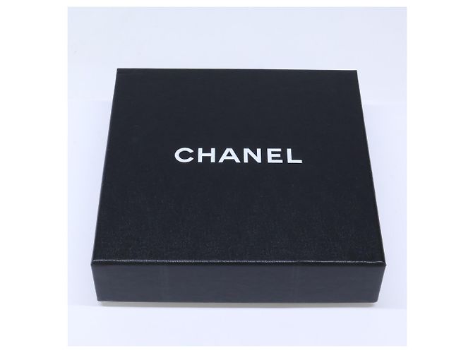 Collier Chanel 96A Coco Mark Turnlock à double rang de perles baroques Doré - vue 10