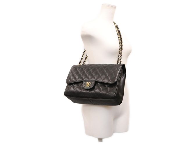 Borsa a tracolla Chanel Double Flap in pelle caviar nera Nero - vista 13