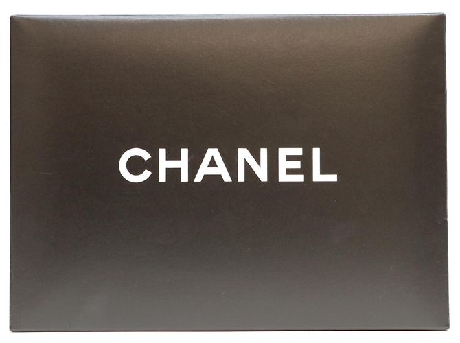 Borsa a tracolla Chanel in pelle caviar nera Nero - vista 12