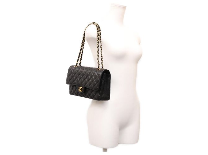Borsa a tracolla Chanel in pelle caviar nera Nero - vista 13