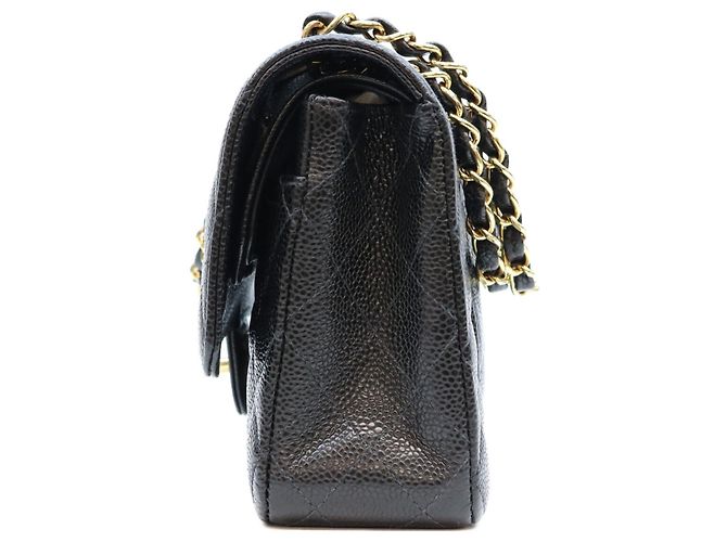 Borsa a tracolla Chanel in pelle caviar nera Nero - vista 2