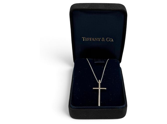 Autre Marque Collana Croce Tiffany & Co. in Oro Bianco 18K D'oro - vista 2