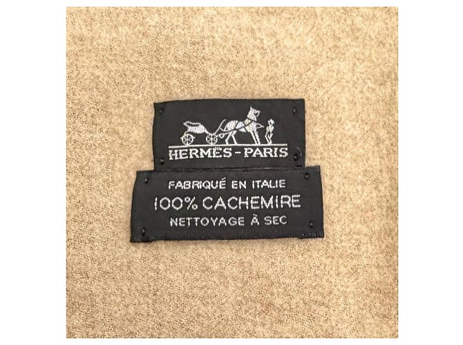 Hermès Hermes Kaschmir-Schal mit gesticktem Logo Beige - Ansicht 5