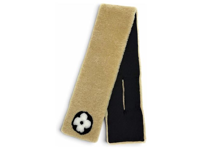 Louis Vuitton Beige Tippet Collar Wrap - vista 4