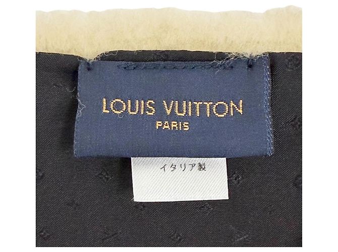 Louis Vuitton Beige Tippet Collar Wrap - vista 6
