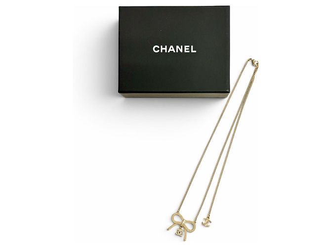 Collar Chanel B24K ABE650 Coco Mark con cinta y strass Dorado - vista 2