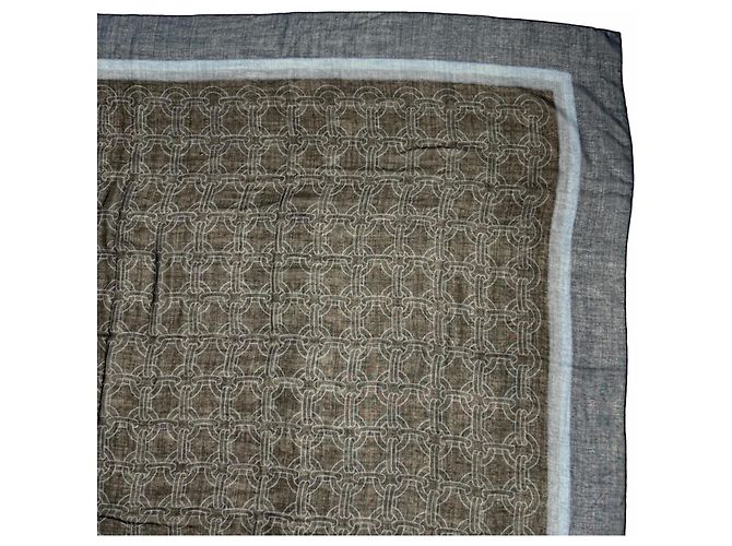 Echarpe Hermès Carré Géant em cashmere e seda Azul Azul marinho - vista 4