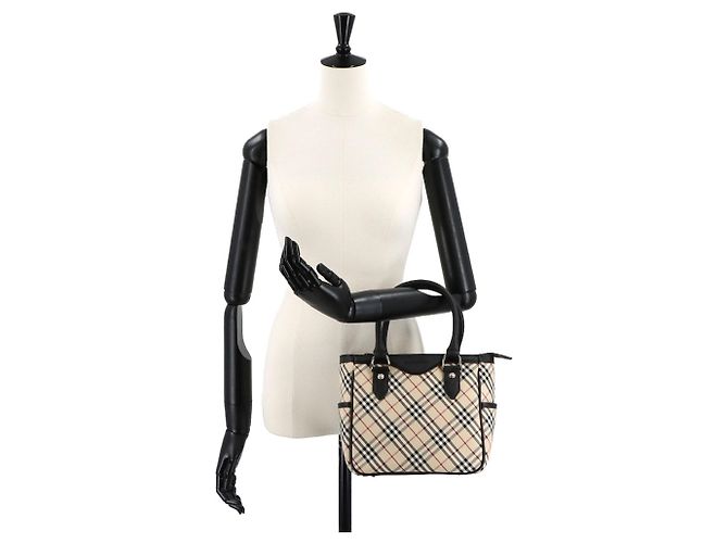 Bolso Burberry Nova Check Negro Beige - vista 11