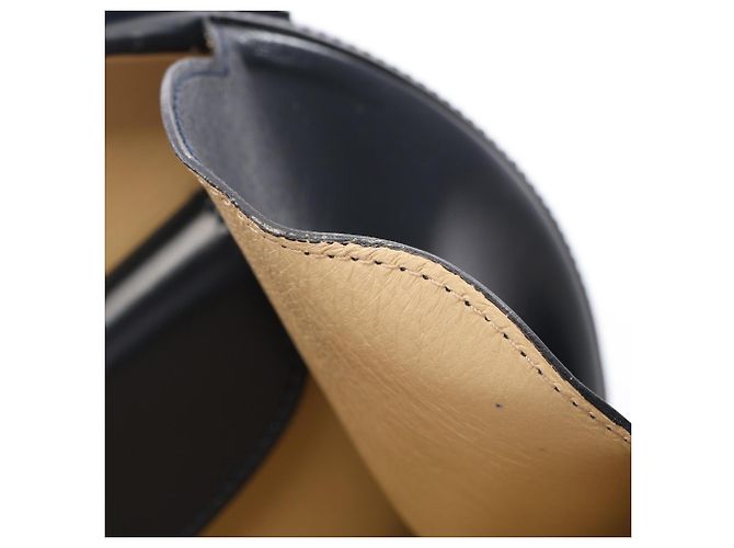 Loewe Anagram Handtasche in Navy Marineblau - Ansicht 5