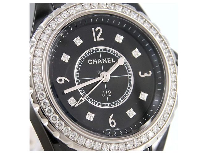 Orologio Chanel J12 33mm Ceramic D-8P Quartz - vista 5